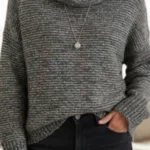 Boucle gebreid voor zelf kleding maken Dan naar makomastoffen Stoffenwebwinkel online Doetinchem