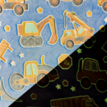 Wellness Fleece Glow In The Dark met werkvoertuigen