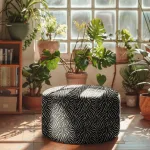 Bekleed zelf een Poef met zebra Gobelin stof van makomastoffen