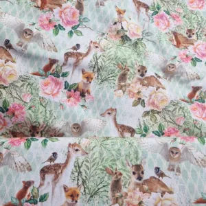 tricot stof met een prachtig natuurmotief herten vossen konijnen vogels Kinderstoffen kopen in Brabant Makomastoffen